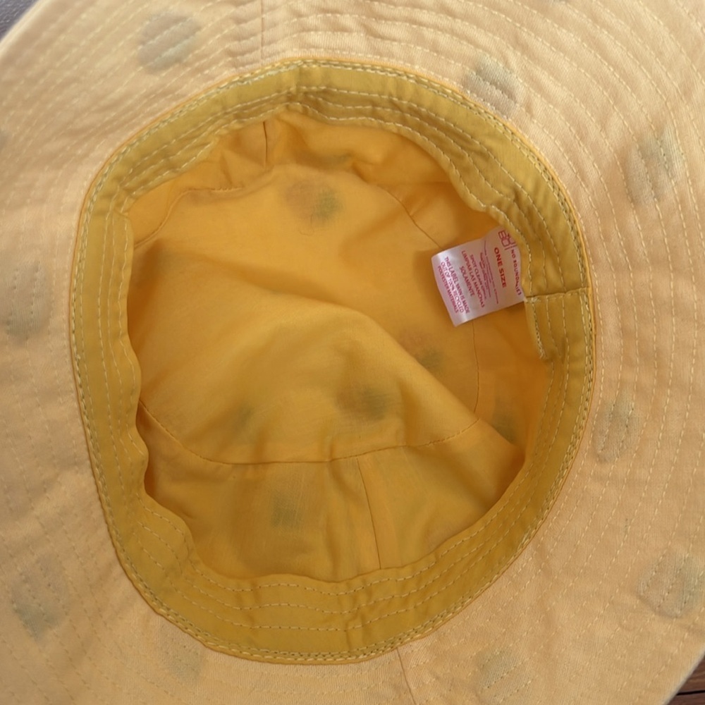 Adorable Yellow Bucket Hat with Strawberry Embroidery - One Size - Picture 4 of 5